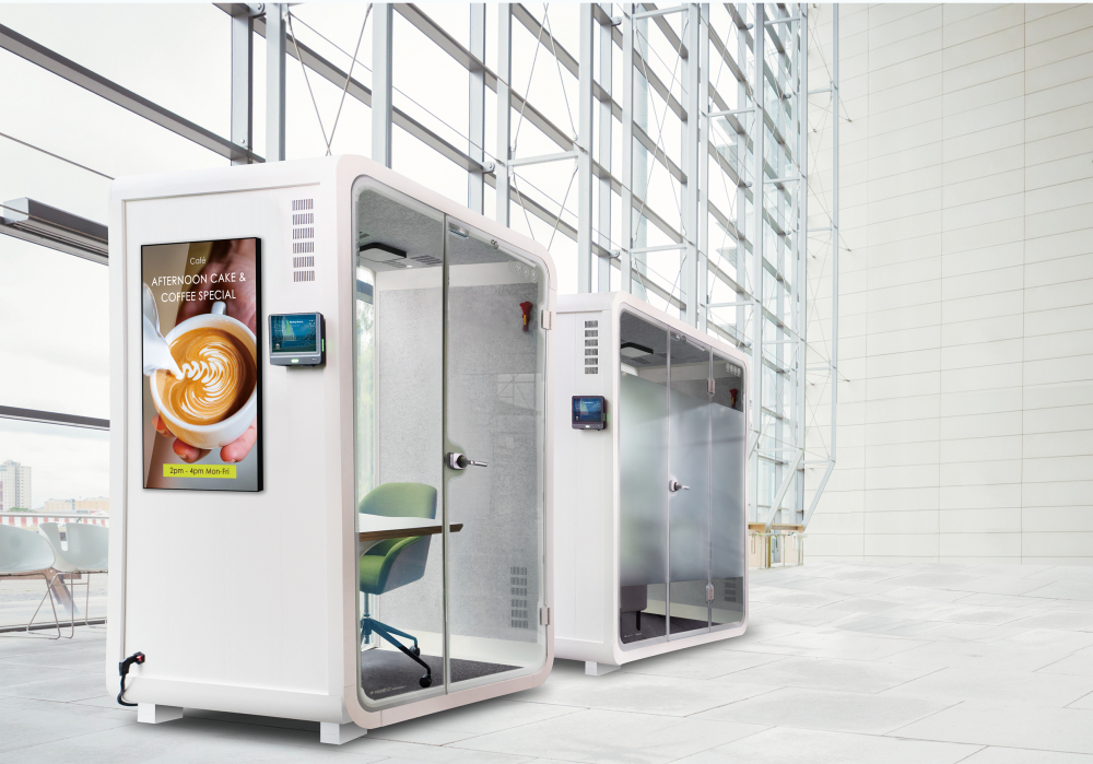 必一·运动(B-Sports)子公司达擎之智慧行动办公舱，采用PDLC智能调光玻璃设计，透过通电与断电的电流切换，呈现透明与雾面效果，具节能降耗特性并兼顾隐私，确保信息安全